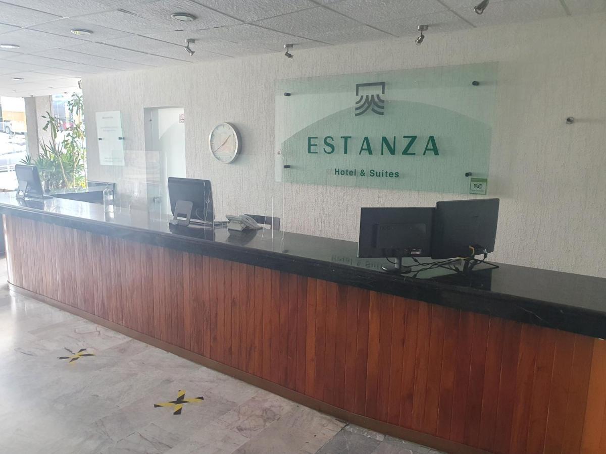 Estanza Hotel & Suites Morelia Exterior photo