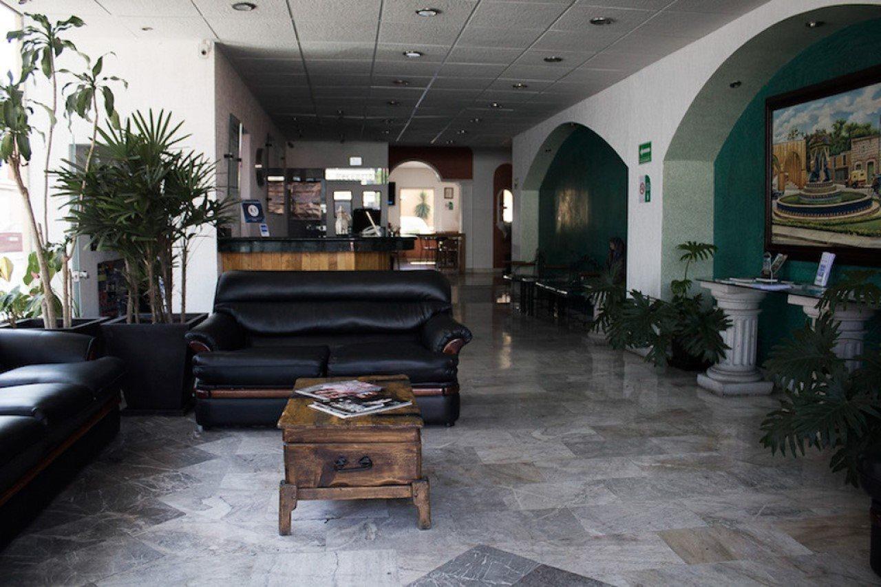 Estanza Hotel & Suites Morelia Exterior photo